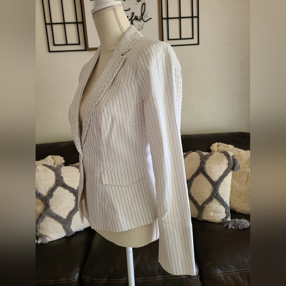 White House Black Market Women's Pinstripe Blazer Set Black & White Classic - Picture 5 of 14